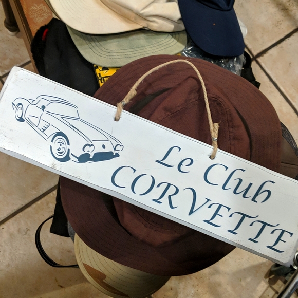 Le Club Corvette Wooden Sign - Picture 1 of 3